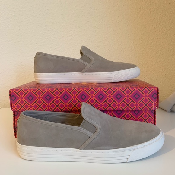 Authentic Tory Burch slip-ons! - Picture 4 of 7